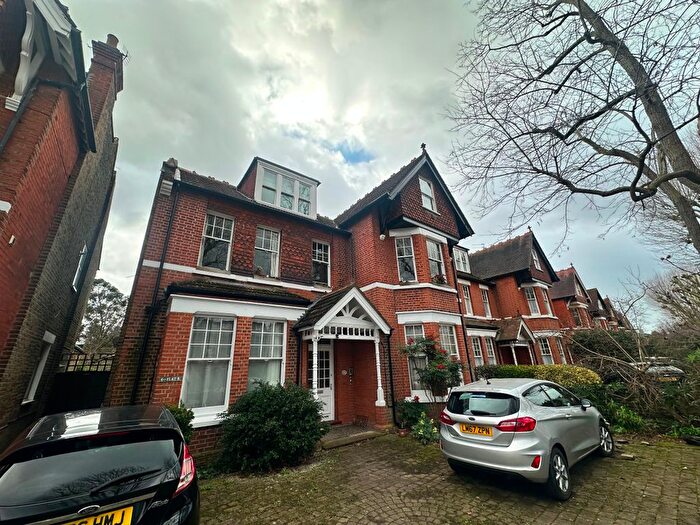 1 Bedroom Flat To Rent In Woodville Gardens, London, W5