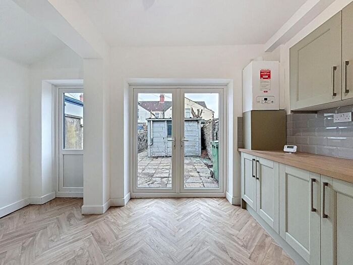 3 Bedroom Terraced House To Rent In Cwmdare Street, Cardiff, CF24