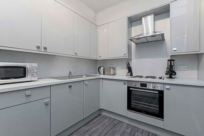 3 Bedroom Flat To Rent In Warrender Park Terrace, Marchmont, Edinburgh, EH9