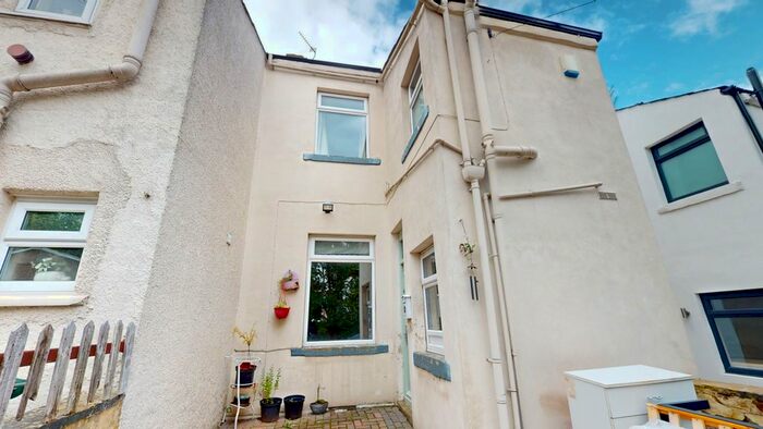 3 Bedroom Terraced House To Rent In Alexandra Terrace, Eccleshill, Bradford, BD2