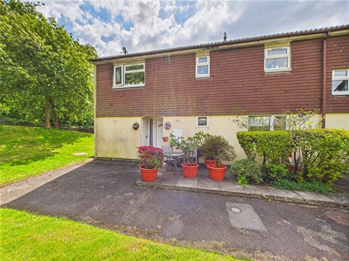 4 Bedroom End Of Terrace House For Sale In Quetta Park, Church Crookham, Fleet, Hampshire, GU52