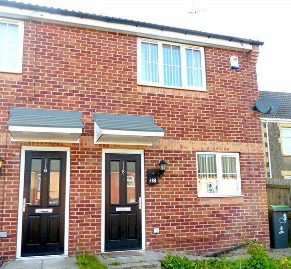 2 Bedroom End Of Terrace House To Rent In Main Street, Huthwaite, NG17