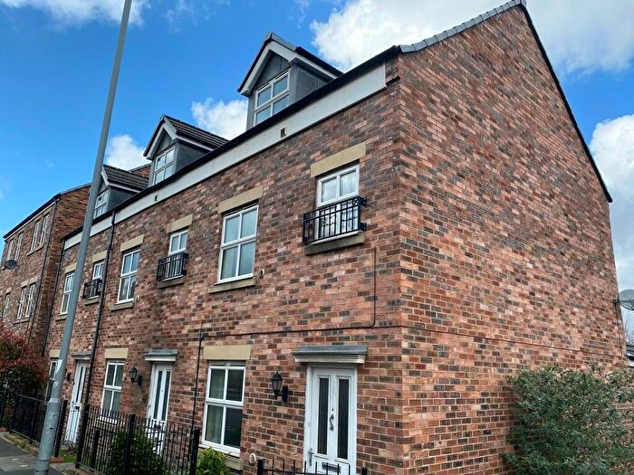 3 Bedroom Semi-Detached House To Rent In Sunderland Road, Gateshead, NE8