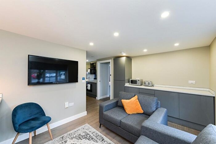 3 Bedroom Apartment To Rent In Varsity Beeston, NG9