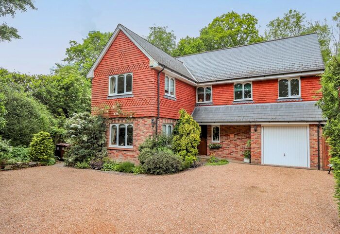 4 Bedroom Detached House For Sale In Brightling Road, Robertsbridge, TN32