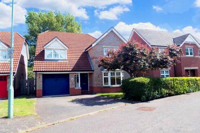 4 Bedroom Mews House To Rent In Heasman Close, Newmarket, CB8