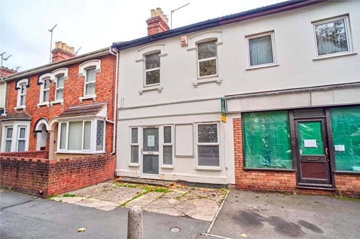 3 Bedroom Terraced House For Sale In Faringdon Road, Town Centre, Swindon, SN1