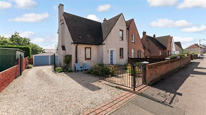 3 Bedroom Semi-Detached House For Sale In Maple Gardens, Methil, Leven, Fife, KY8