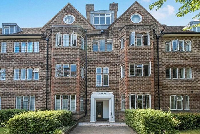 2 Bedroom Flat To Rent In Tudor Close, South Hampstead, NW3