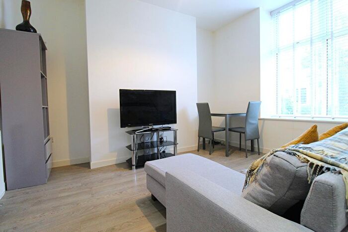 1 Bedroom Flat To Rent In Union Grove, Ground Right, AB10