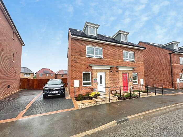 3 Bedroom Property To Rent In Azalea Lane, Witham St. Hughs, Lincoln, LN6