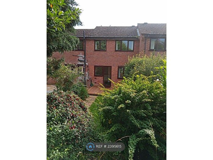 3 Bedroom Terraced House To Rent In The Tyleshades, Romsey, SO51