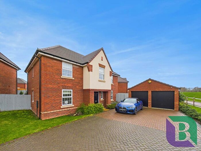 4 Bedroom Detached House For Sale In Read Loke, Eaton Leys, MK17