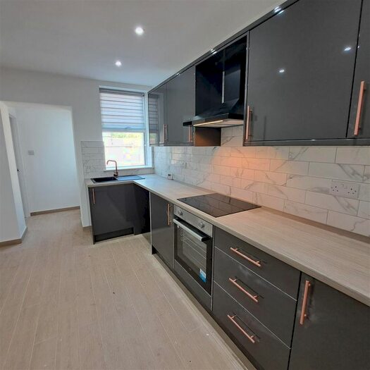 2 Bedroom Terraced House To Rent In Cambria Terrace, Worksop, S80