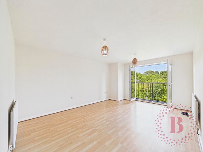 2 Bedroom Flat To Rent In Off Kappler Close, Netherfield, NG4