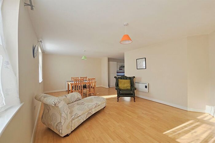 1 Bedroom Flat For Sale In Holden Close, Braintree, CM7