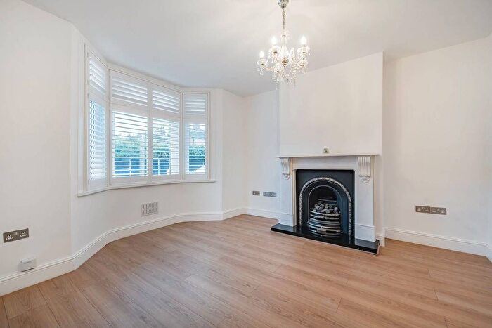 3 Bedroom Terraced House For Sale In Stretton Road, Croydon, CR0