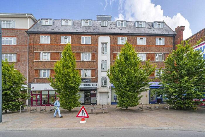 2 Bedroom Flat To Rent In London Road, Mitcham, CR4