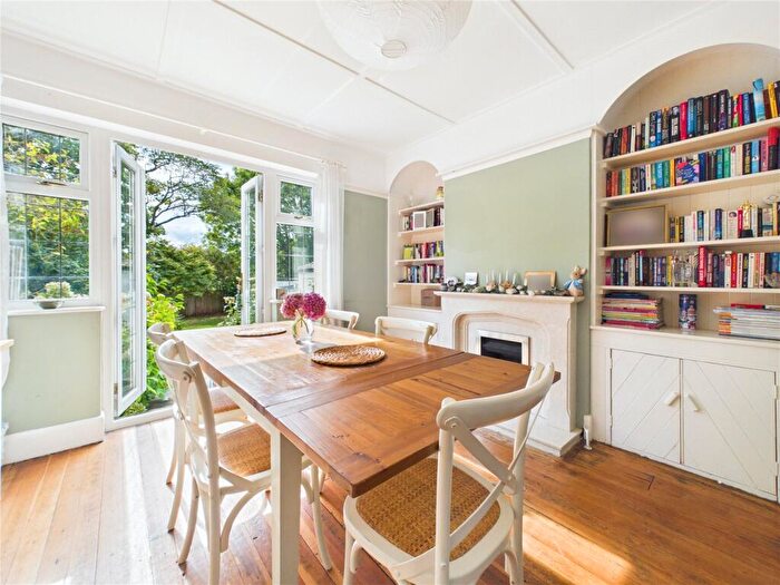 3 Bedroom Semi-Detached House For Sale In West Town Park, Bristol, BS4