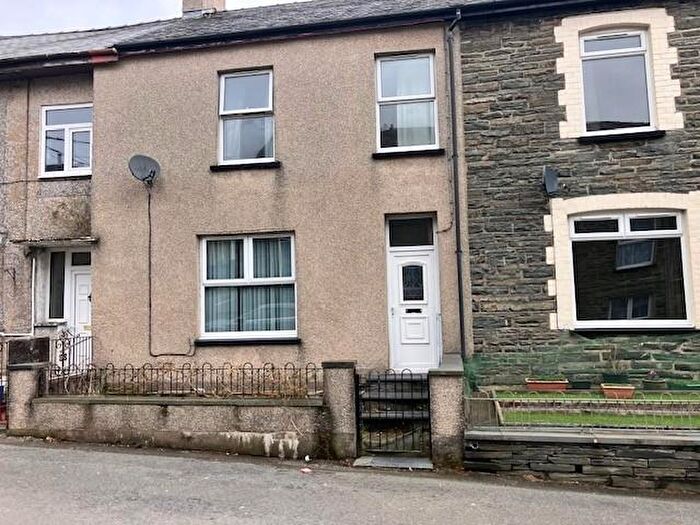 3 Bedroom House For Sale In Dorvil Street, Blaenau Ffestiniog, LL41