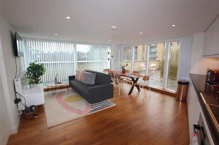1 Bedroom Property To Rent In Goswell Road, London, EC1V