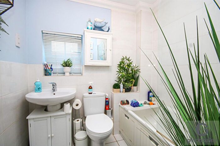 3 Bedroom Terraced House For Sale In Vanguard Chase, Norwich, NR5