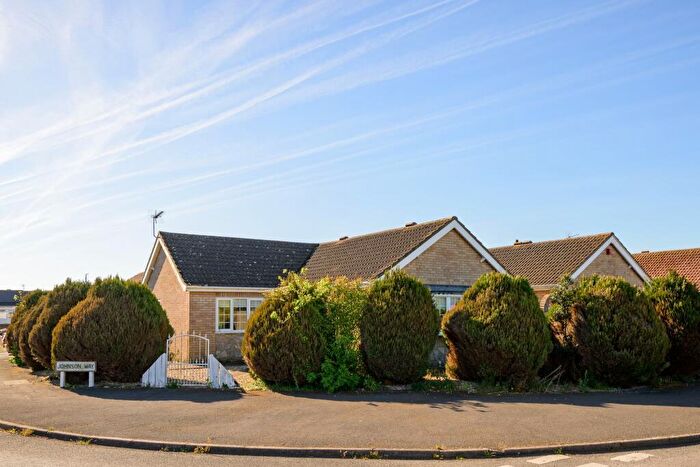 3 Bedroom Detached Bungalow For Sale In Storeys Lane, Burgh Le Marsh, PE24