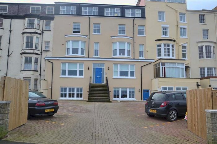 2 Bedroom Flat To Rent In Queens Parade, Scarborough YO12