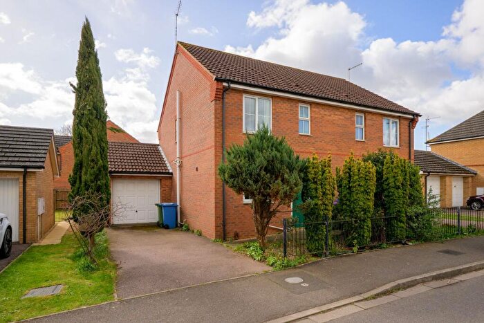 3 Bedroom Semi-Detached House For Sale In St. Bedes Drive, Boston, PE21