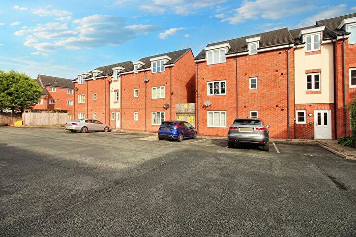 2 Bedroom Apartment To Rent In Modern Top Floor Apartment With Parking, Perfect For First-time Buyers Or Investors. No Chain., BL4