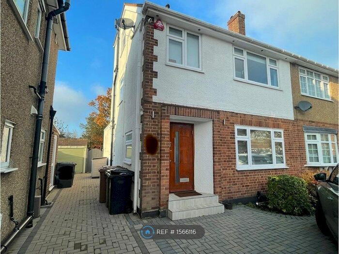 4 Bedroom Semi-Detached House To Rent In Rutherford Way, Bushey Heath, Bushey, WD23