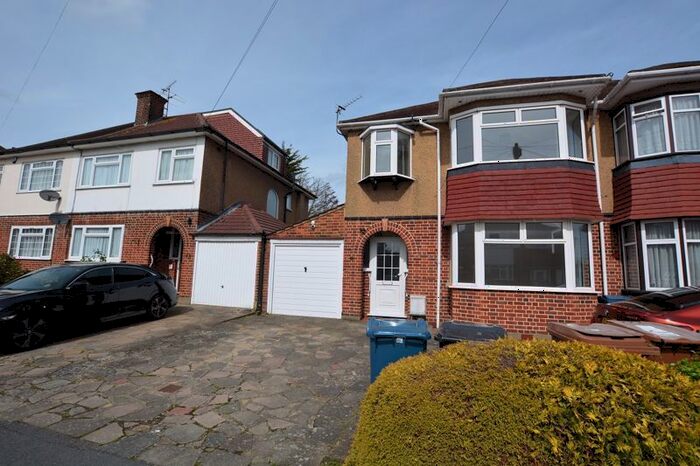 3 Bedroom Semi-Detached House To Rent In Parkthorne Drive, North Harrow, Harrow, HA2