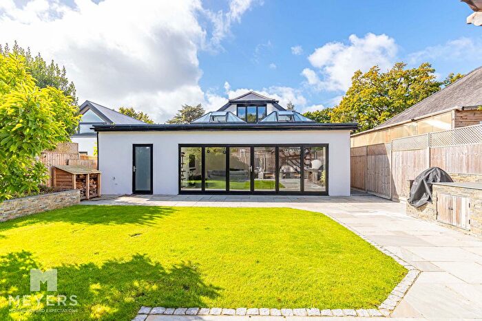 4 Bedroom Detached Bungalow For Sale In River Way, Christchurch, BH23