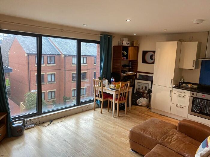 1 Bedroom Apartment To Rent In Chandlers, Leeds City Centre, LS2