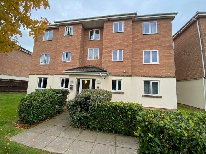2 Bedroom Flat To Rent In Jubilee Court Thatcham, RG19