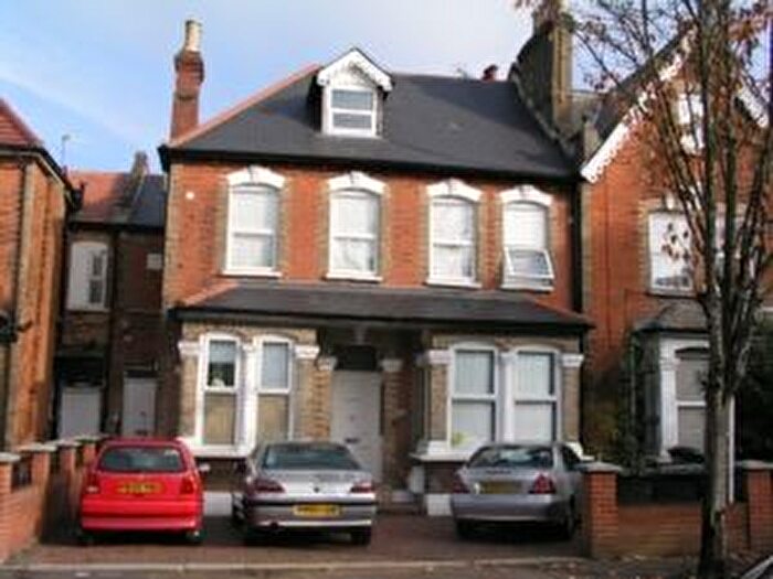 2 Bedroom Flat To Rent In Sunningfields Road, Hendon, NW4