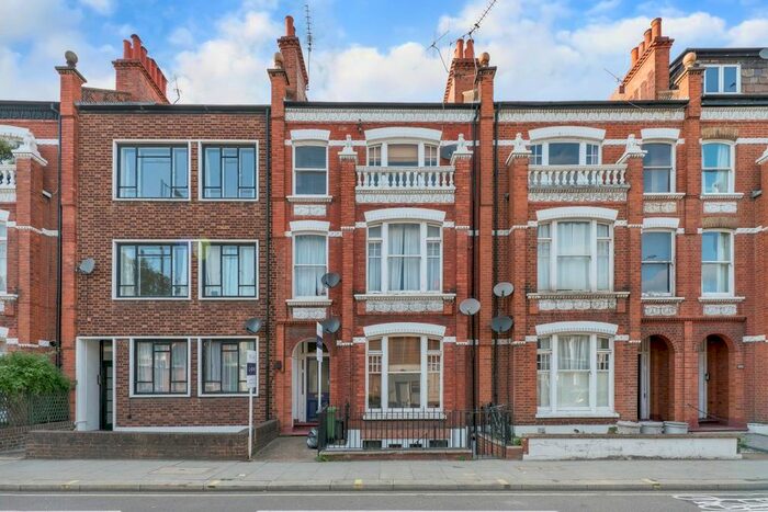 1 Bedroom Flat To Rent In New Kings Road, London, SW6