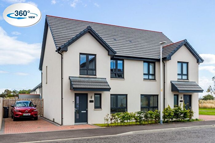 3 Bedroom Semi-Detached House To Rent In Bridgefield Gardens, Ardersier, IV2