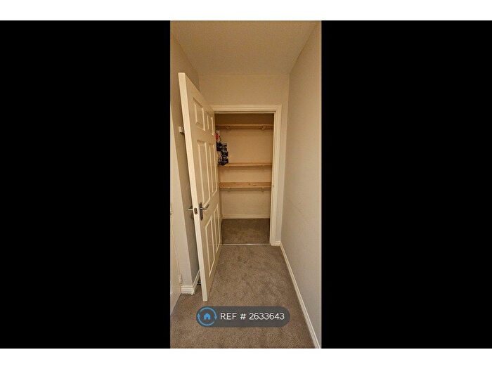 1 Bedroom Flat To Rent In Winton Close, Winchester, SO22