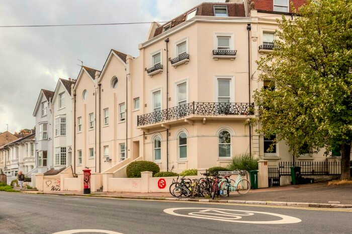 2 Bedroom Apartment To Rent In Upper Lewes Road, Brighton, BN2