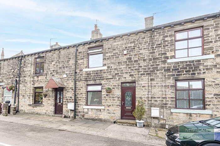 2 Bedroom Terraced House For Sale In Crag Hill Road, Thackley, BD10