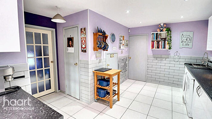 4 Bedroom Detached House For Sale In Brackenwood, Orton Wistow, PE2