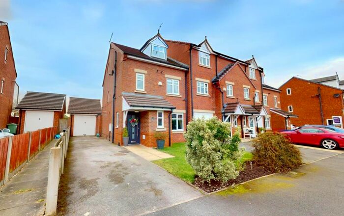 4 Bedroom Town House For Sale In The Spires, Eccleston, St. Helens, WA10