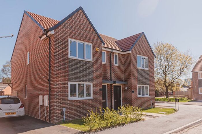 3 Bedroom Semi-Detached House To Rent In Harsleywood Drive, Stockton-On-Tees, TS18