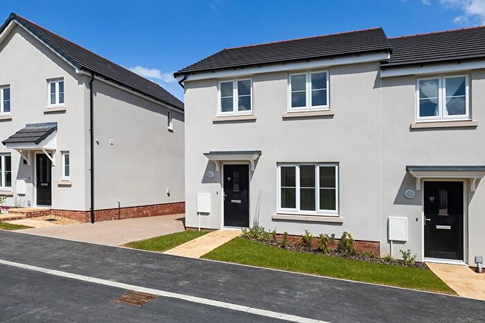 2 Bedroom Semi-Detached House For Sale In Cleverdon Close, Bradworthy, EX22