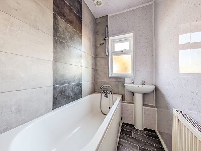 3 Bedroom Terraced House For Sale In The Beeches Station Road, Blaxton, Doncaster, DN9