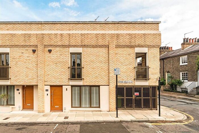 2 Bedroom Property For Sale In Hyde Vale, Greenwich, SE10