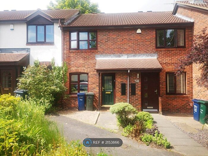 2 Bedroom Terraced House To Rent In Hunters Place, Newcastle Upon Tyne, NE2