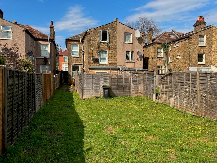 1 Bedroom Studio To Rent In Brownhill Road, London, SE6