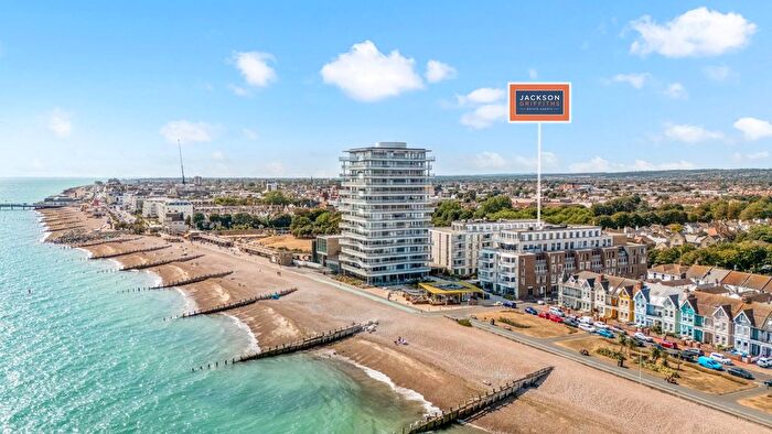 2 Bedroom Flat For Sale In Brighton Road, Worthing, West Sussex, BN11